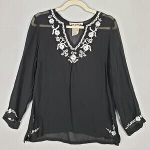 A.M.I. Size M Embroidered Long Sleeve Sheer Peasant Blouse Black‎ White Floral